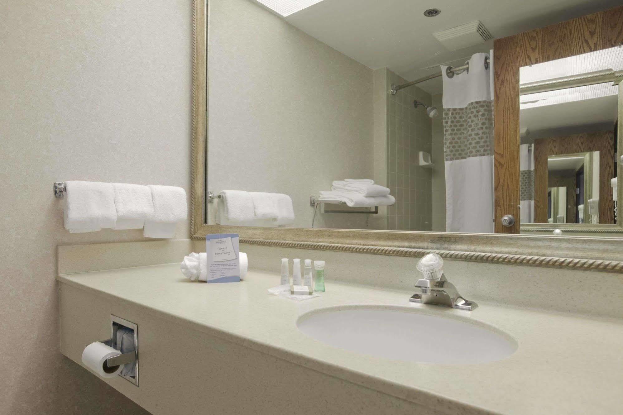 Best Western Warren Hotel Buitenkant foto